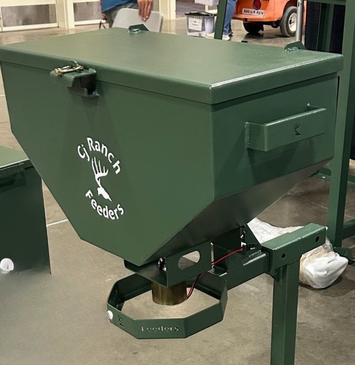 Comedero de camioneta CJ Ranch Feeders 50–100 lbs